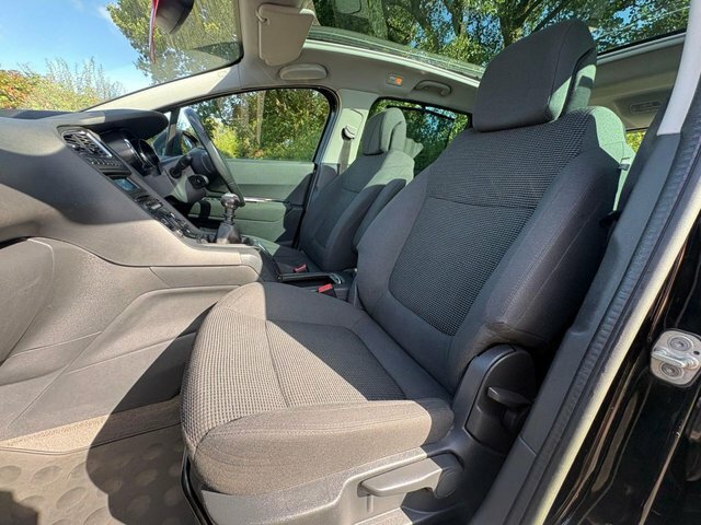 Peugeot 5008 1.6 Hdi Active Euro 5 Black #11