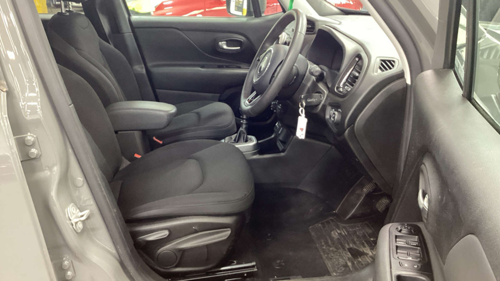 Jeep Renegade Night Eagle Grey #4