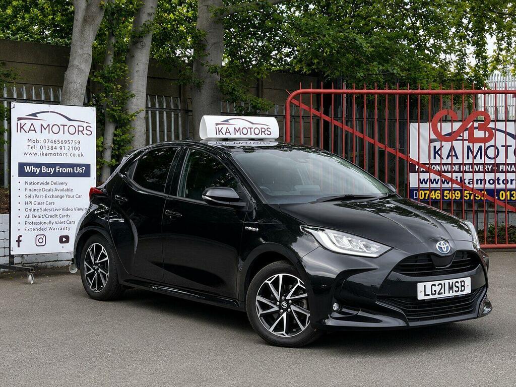 Toyota Yaris Design Black