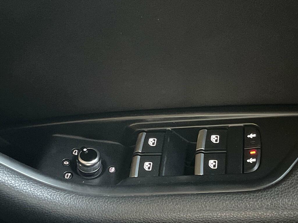 Audi A4 2.0 Tdi Ultra Se Saloon S Tronic Euro 6 Silver #29