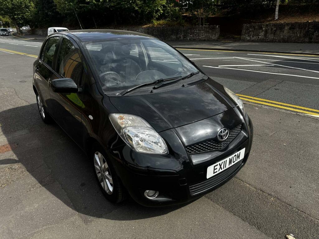 Toyota Yaris T Spirit Black