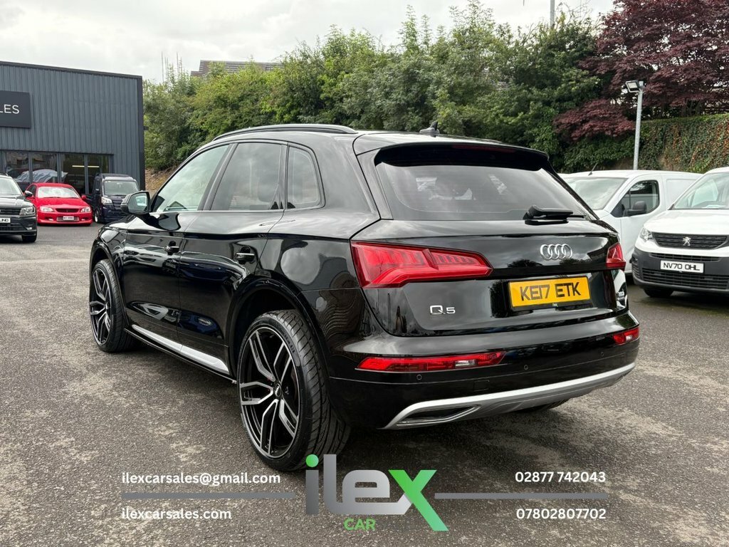Audi Q5 2L Sport Black #6