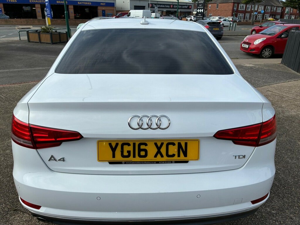 Audi A4 2.0 Tdi Ultra Sport White #5