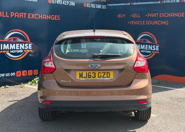 Ford Focus 1.6 Zetec S Tdci Black Low Tax Bluet Black #7