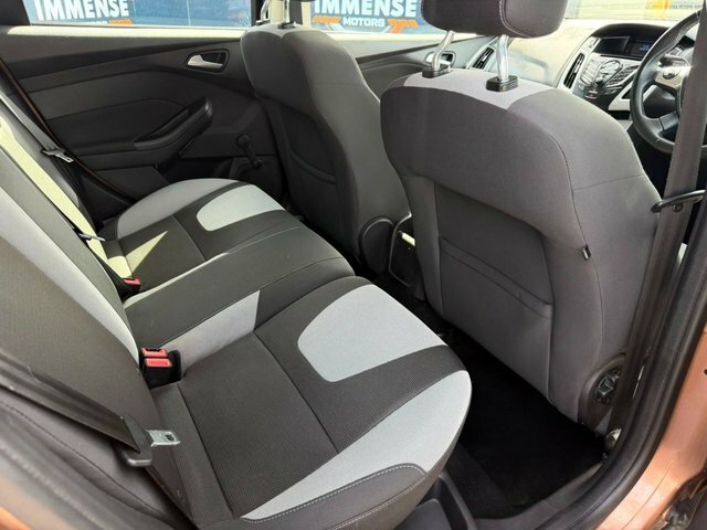 Ford Focus 1.6 Zetec S Tdci Black Low Tax Bluet Black #17