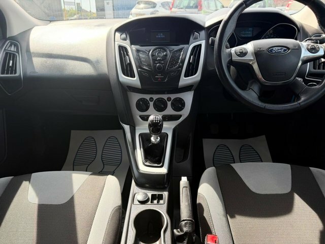 Ford Focus 1.6 Zetec S Tdci Black Low Tax Bluet Black #11