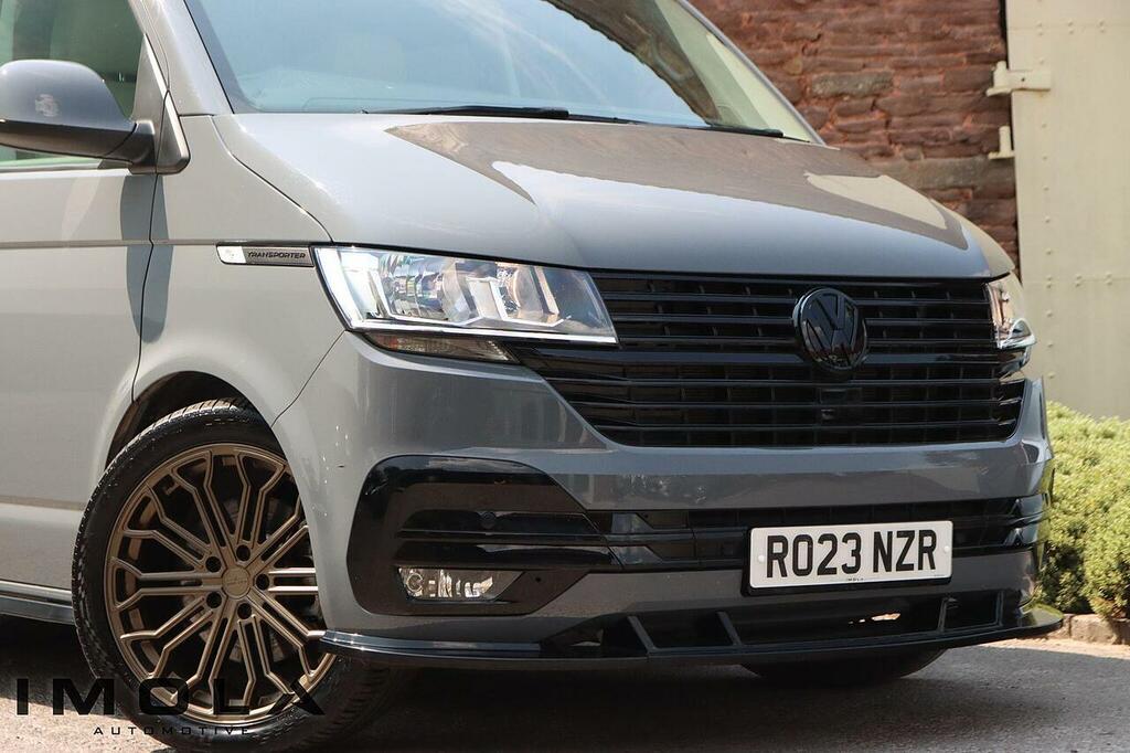 Volkswagen Transporter Transporter 2.0 Tdi T32 Highline Kombi Fwd Swb Eur RO23NZR Grey #6