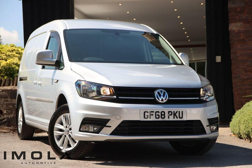 Volkswagen Caddy Maxi 2L Startline 6Dr White #28