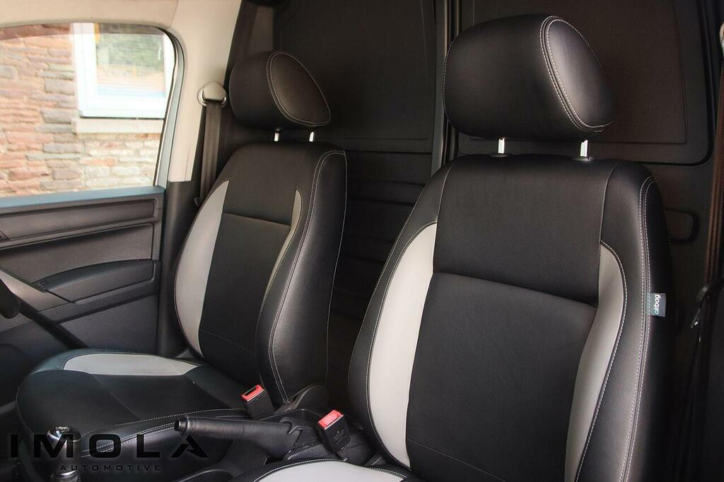 Volkswagen Caddy Maxi 2L Startline 6Dr White #4