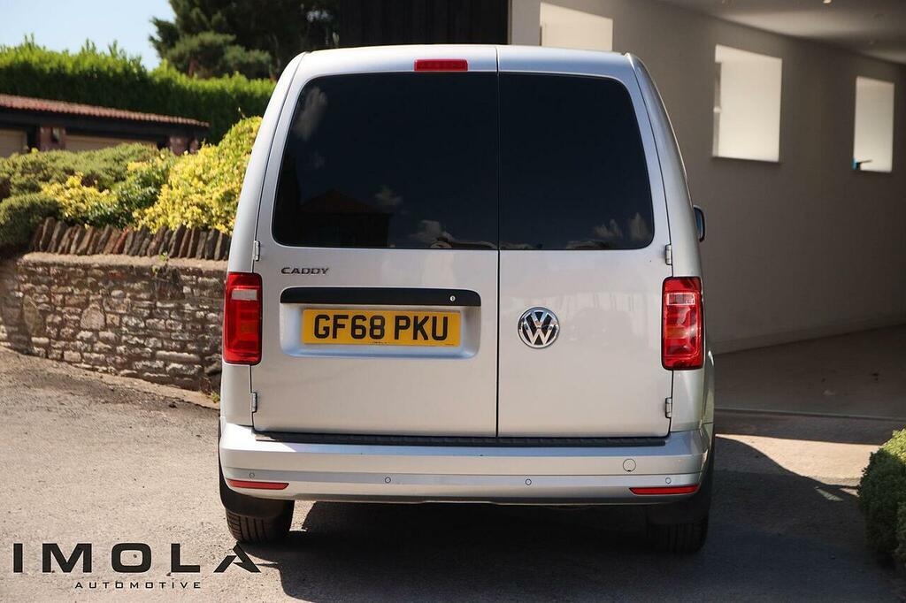 Volkswagen Caddy Maxi 2L Startline 6Dr White #13