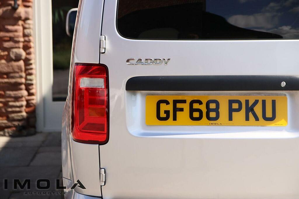 Volkswagen Caddy Maxi 2L Startline 6Dr White #39