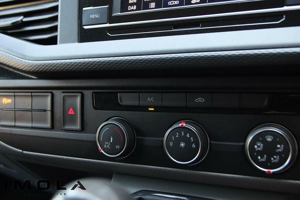 Volkswagen Transporter T32 2.0 Tdi 200 Bhp Lwb Highline Dsg Kombi Red #23