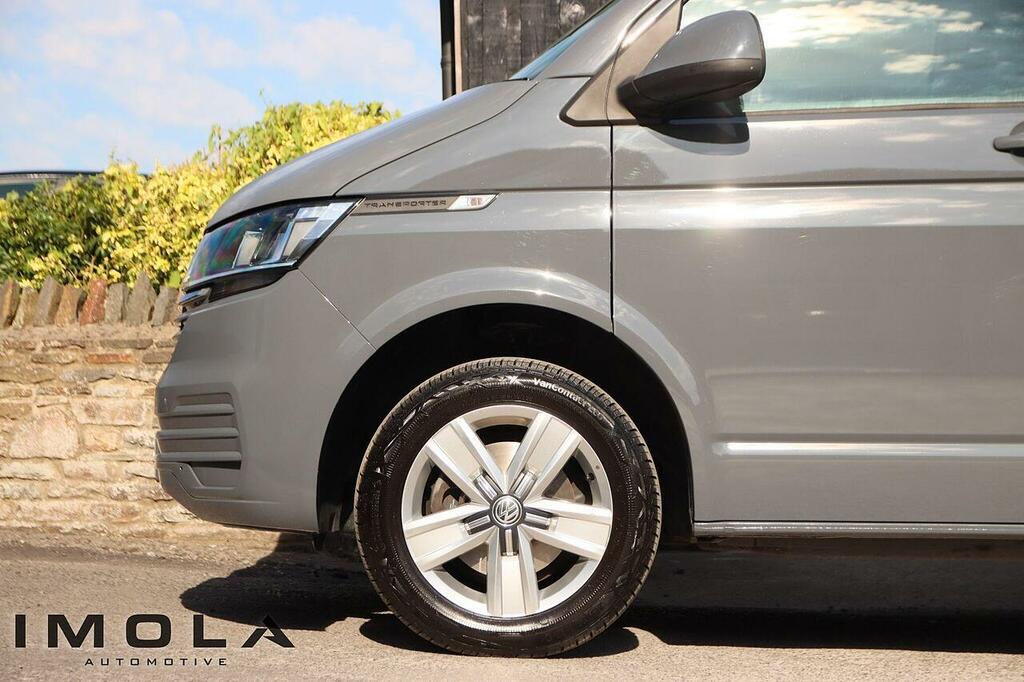 Volkswagen Transporter T32 2.0 Tdi 200 Bhp Lwb Highline Dsg Kombi Red #16
