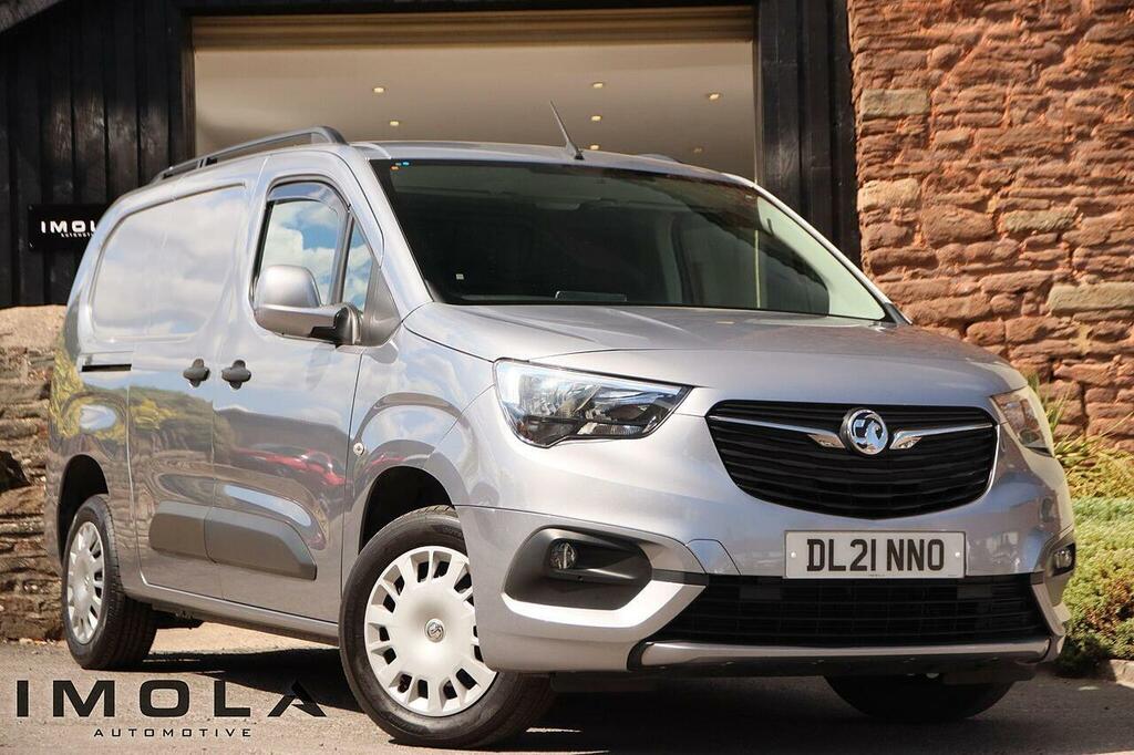Vauxhall Combo 1.5 Turbo D 2300 Sportive L2 H1 Euro 6 Grey