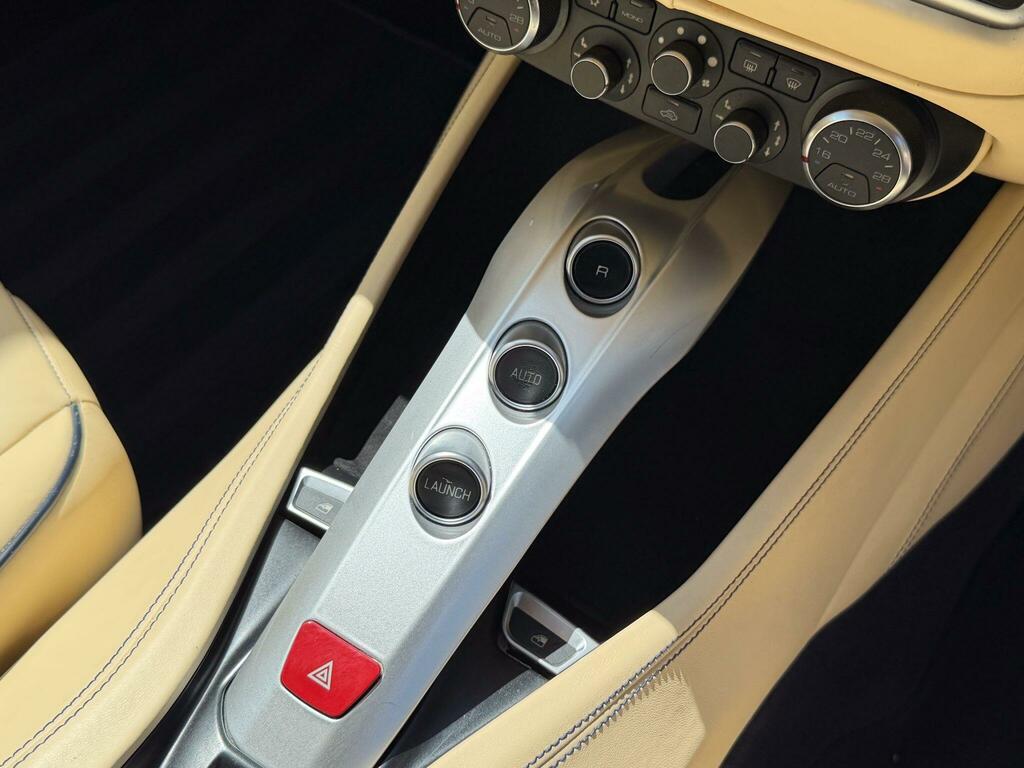 Ferrari California Convertible 3.8 Red #26
