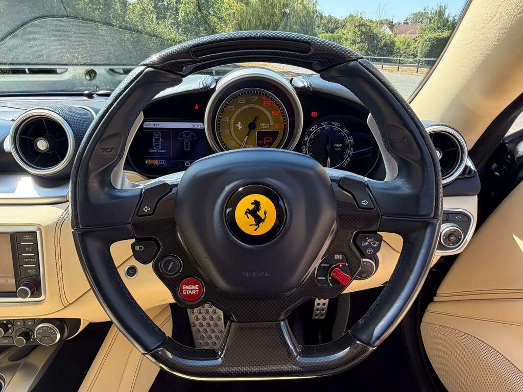 Ferrari California Convertible 3.8 Red #7