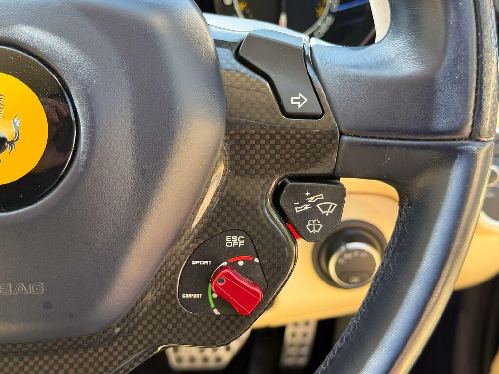 Ferrari California Convertible 3.8 Red #30