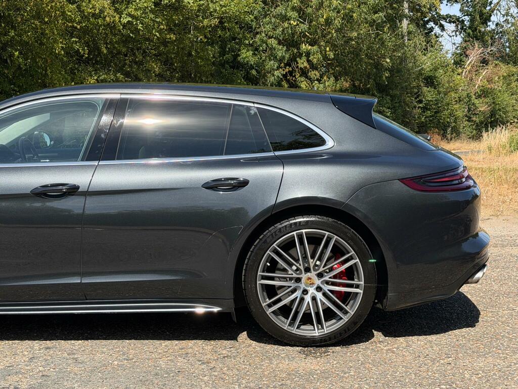 Porsche Panamera Petrol  #5