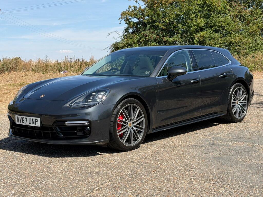 Porsche Panamera Petrol 