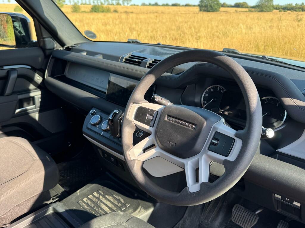 Land Rover Defender 90 Diesel #2