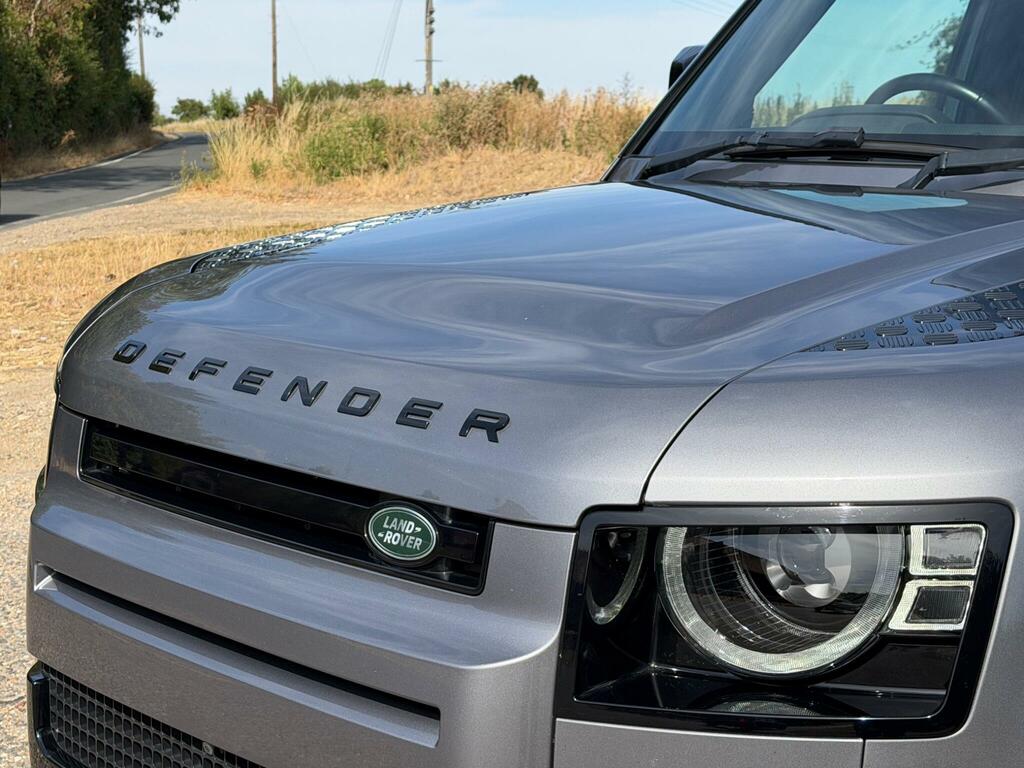 Land Rover Defender 110 3.0 D300 X-dynamic S 110 Estate Black #19