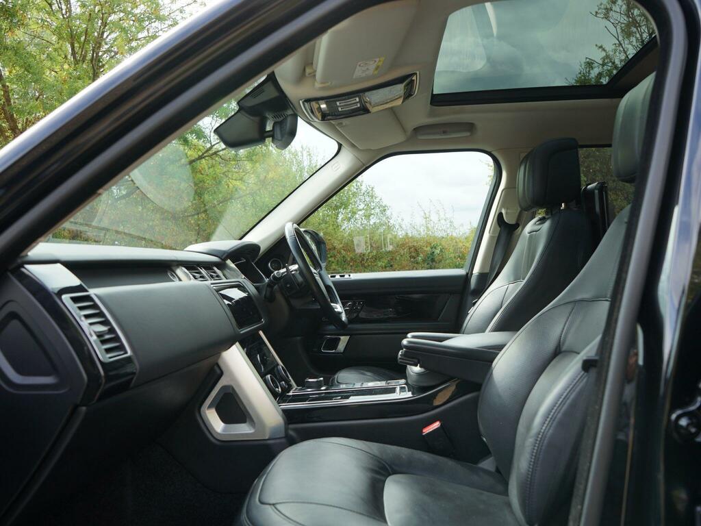 Land Rover Range Rover Diesel YG68JSZ #3