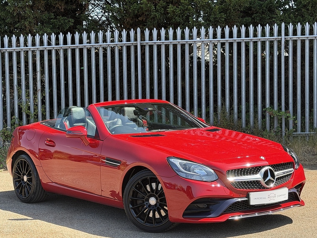 Mercedes-Benz SLC Slc200 Amg Line Red