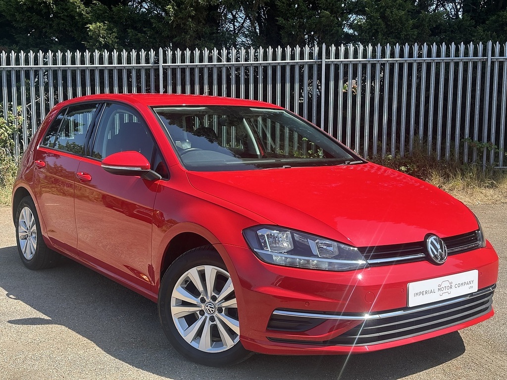 Volkswagen Golf Tsi Bluemotion Tech Se WT17VOJ Red