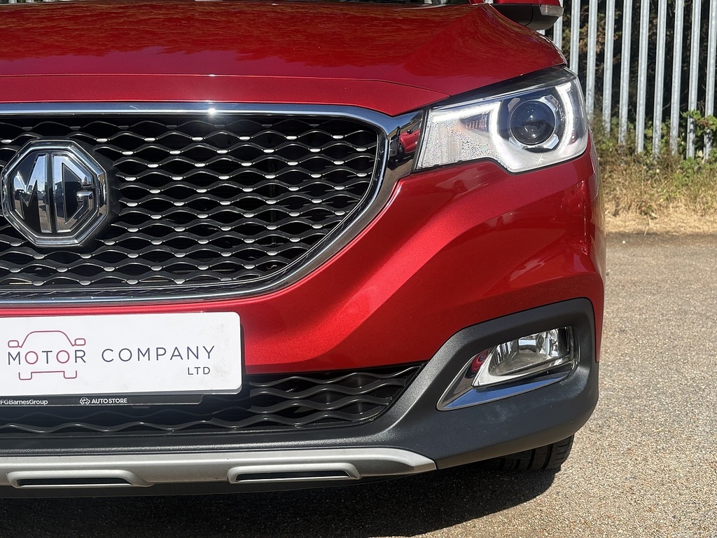 MG ZS Vti-tech Exclusive Red #5