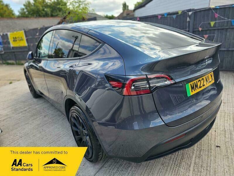 Tesla Model Y Dual Motor Long Range MM22KLX Grey #4