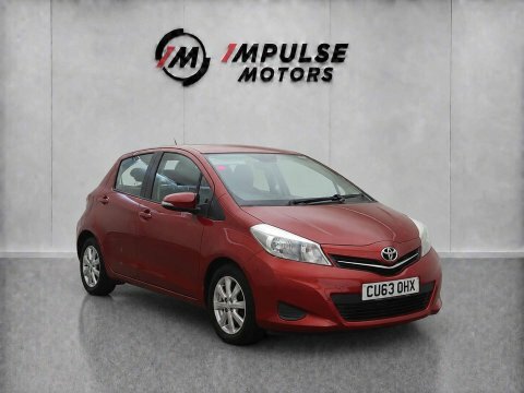 Toyota Yaris 1.3 Yaris Tr Red