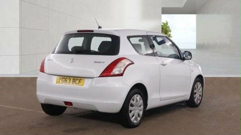 Suzuki Swift 1.2 Swift Sz2 White #4