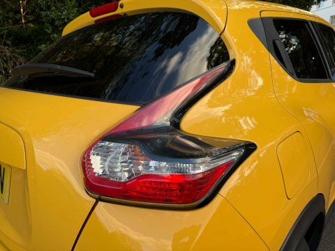 Nissan Juke 1.2 Dig-t Acenta Premium 6Spd Euro 5 S S Yellow #47