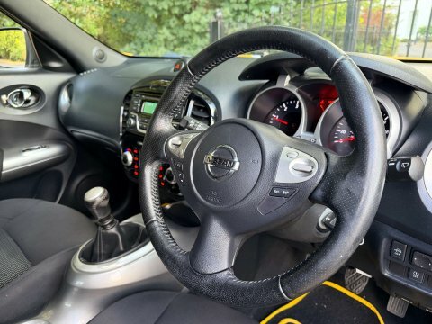 Nissan Juke 1.2 Dig-t Acenta Premium 6Spd Euro 5 S S Yellow #30