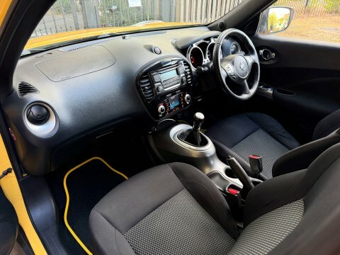 Nissan Juke 1.2 Dig-t Acenta Premium 6Spd Euro 5 S S Yellow #28