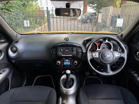 Nissan Juke 1.2 Dig-t Acenta Premium 6Spd Euro 5 S S Yellow #32