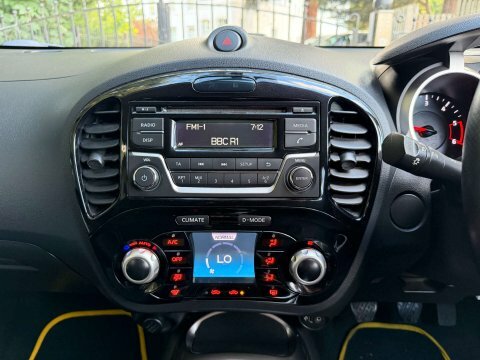 Nissan Juke 1.2 Dig-t Acenta Premium 6Spd Euro 5 S S Yellow #35