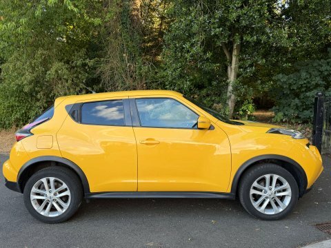 Nissan Juke 1.2 Dig-t Acenta Premium 6Spd Euro 5 S S Yellow #13