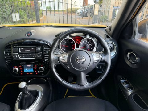 Nissan Juke 1.2 Dig-t Acenta Premium 6Spd Euro 5 S S Yellow #33