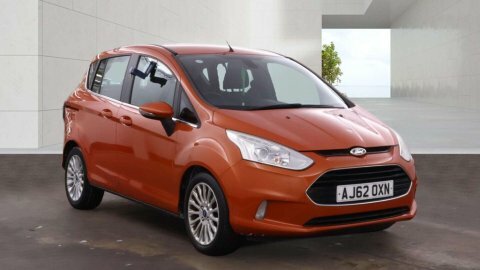 Ford B-Max 1.0T Ecoboost Titanium Red