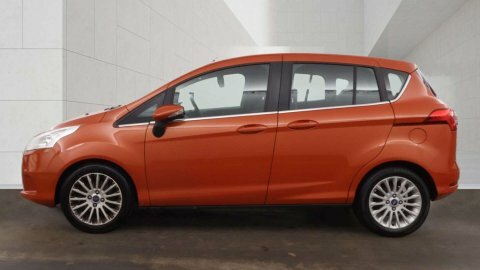 Ford B-Max 1.0T Ecoboost Titanium AJ62OXN Red #6