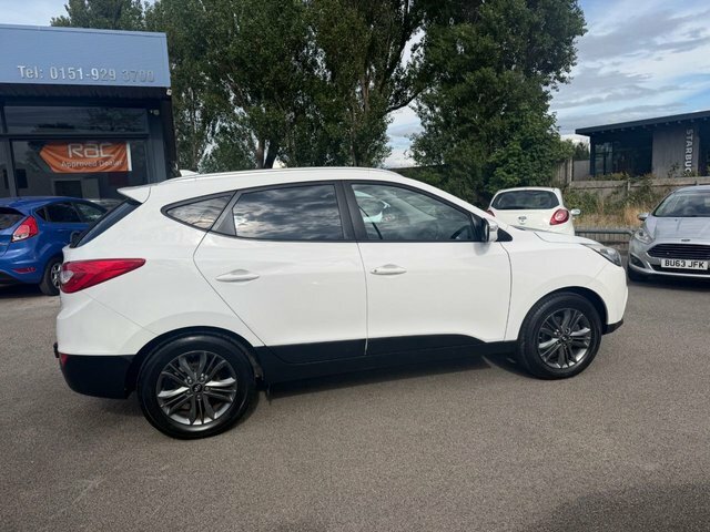 Hyundai Ix35 1.7 Crdi Se Suv Euro 5 S S Na White #2