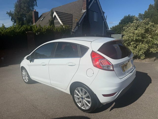 Ford Fiesta 1.5 Tdci Titanium Hatchback Euro White #3