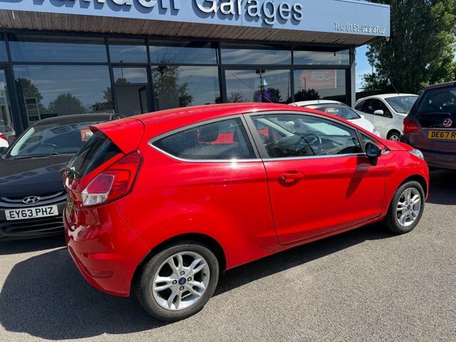 Ford Fiesta 1.25 Zetec Hatchback Euro 6 82 Red #2