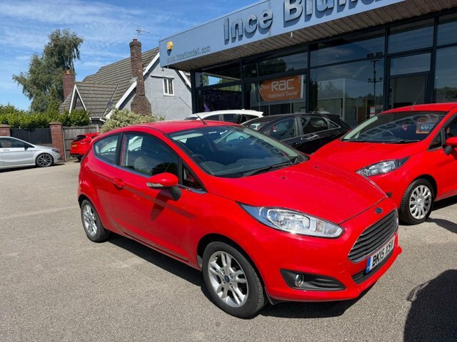 Ford Fiesta 1.25 Zetec Hatchback Euro 6 82 Red