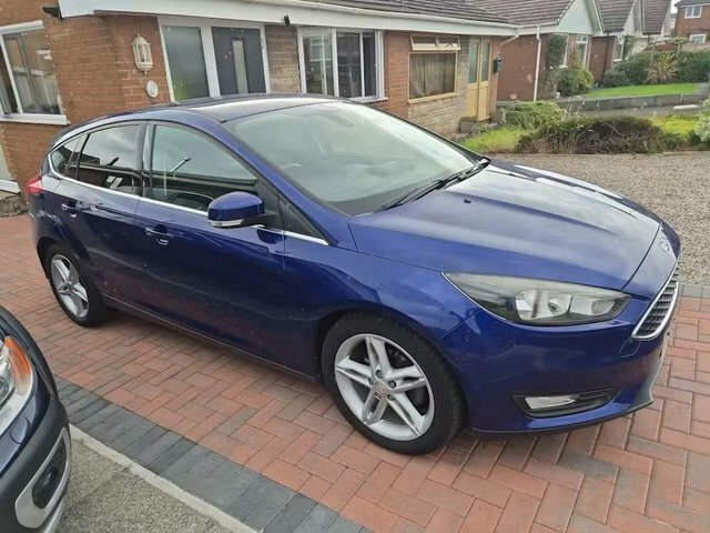 Ford Focus 1.5 Tdci Zetec Hatchback Euro 6 Blue