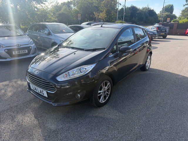 Ford Fiesta 1.5 Tdci Zetec Hatchback Euro 6 Black #2