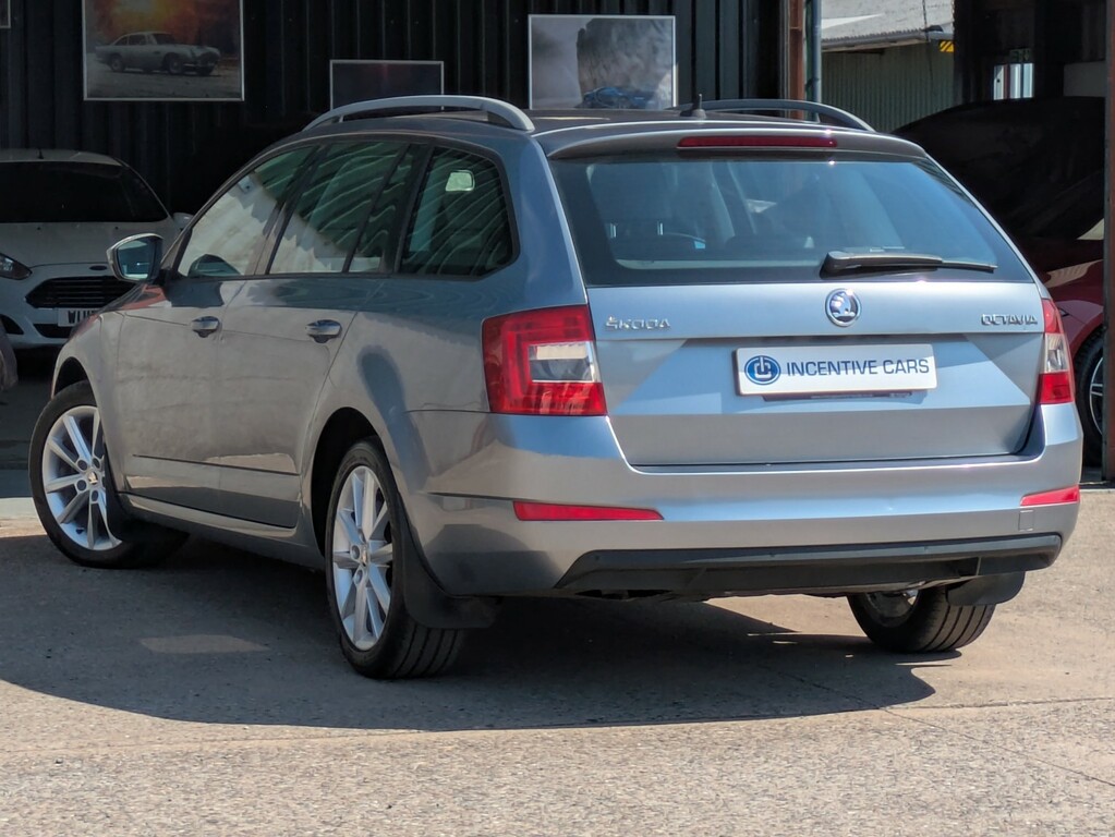 Skoda Octavia 2013 1.6 Tdi Elegance Estate Eur Blue #9