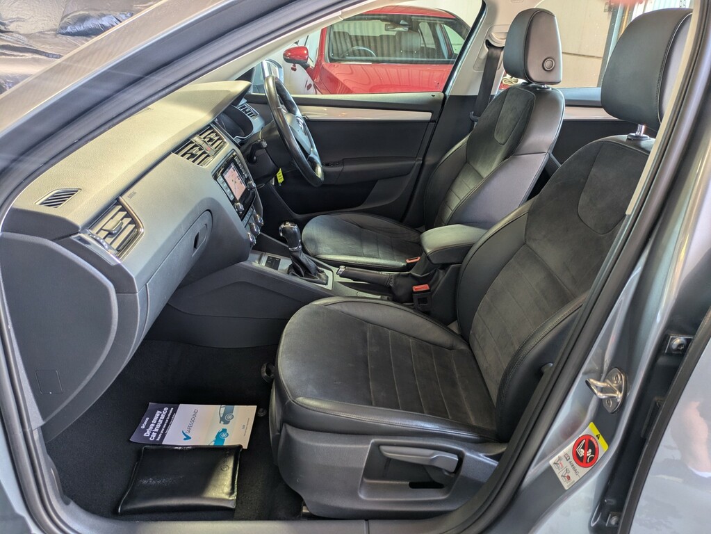 Skoda Octavia 2013 1.6 Tdi Elegance Estate Eur Blue #16