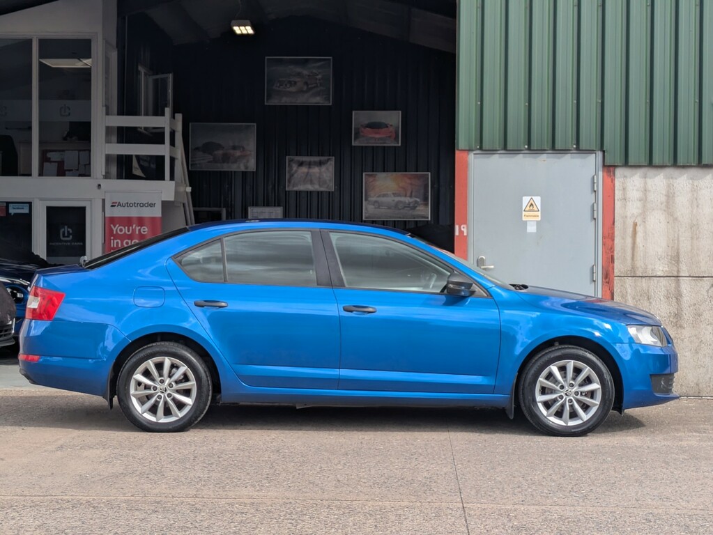 Skoda Octavia 1.2 Tsi S 35 Road Tax. 3 Owners. Ca Blue #5